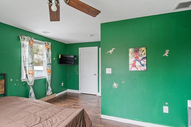 92 Hilltop Rd, Whitman, MA 02382 - bedroom featuring wood finished floors, visible vents, baseboards, and ceiling fan