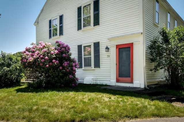 79 Nobscot Rd, Sudbury, MA 01776 - view of front of house with a front yard