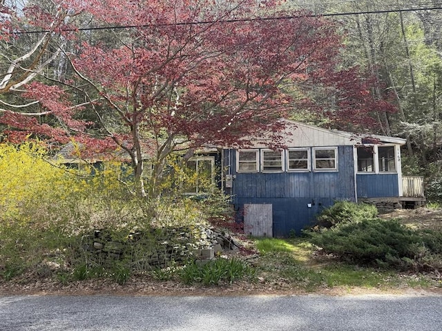 view of home's exterior