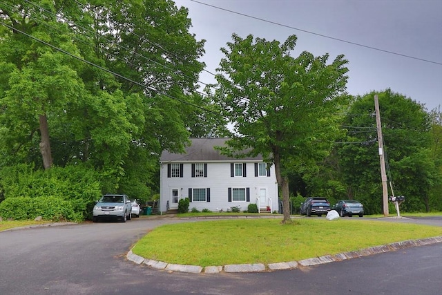 2 Altavesta Cir Unit A, Woburn, MA 01801 - colonial house with a front yard