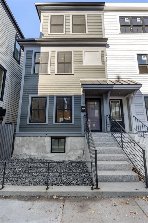 multi unit property featuring covered porch