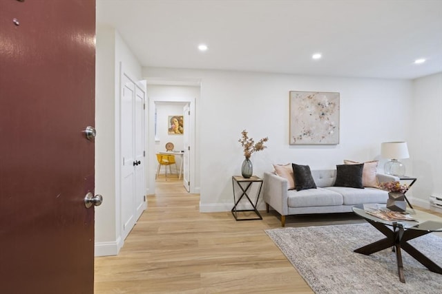 34 Bayview Ter Unit 3, Danvers, MA 01923 - living room featuring light wood-style floors, baseboards, and recessed lighting