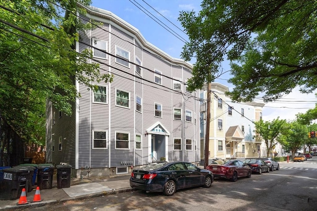 106 Walnut St Unit 2, Somerville, MA 02145 - view of front of home