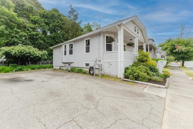 25 Garrison St, Fairhaven, MA 02719 - view of side of property