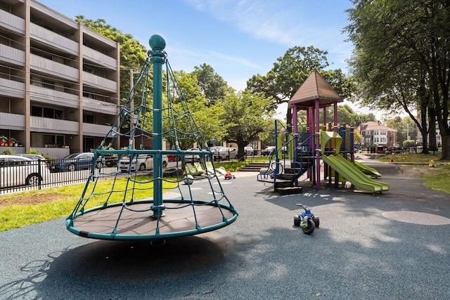 32 Sidlaw Rd Unit 14, Boston, MA 02135 - view of community jungle gym