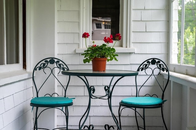 15 Brier Rd, Gloucester, MA 01930 - view of balcony