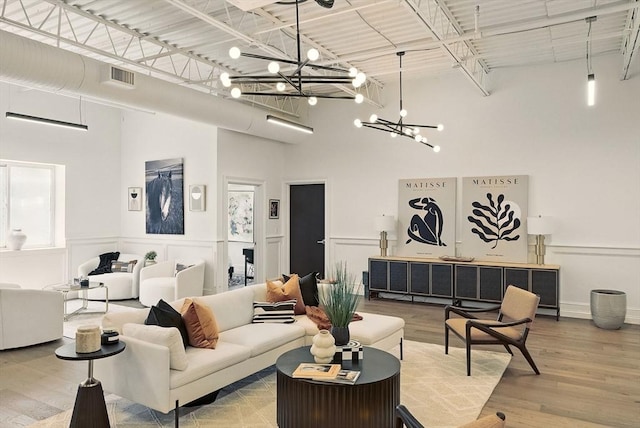 147 Sherman St Unit 201, Cambridge, MA 02140 - lobby with a high ceiling