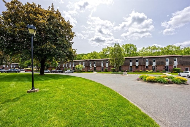 14 Hillcrest Park Unit 14, South Hadley, MA 01075 - view of home's community with a yard
