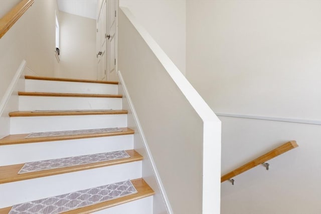 6 Comanche Ter Unit 6, Westford, MA 01886 - view of stairs