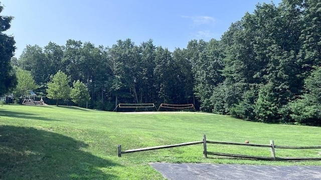 6 Comanche Ter Unit 6, Westford, MA 01886 - view of home's community with volleyball court
