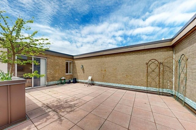 33 Pond Ave Unit Ph1207, Brookline, MA 02445 - view of patio / terrace