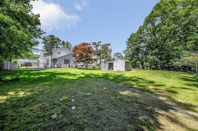 18 Patriot Rd, Tewksbury, MA 01876 - view of yard with an outdoor structure