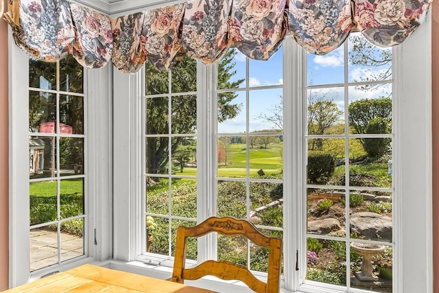 doorway to outside with golf course view