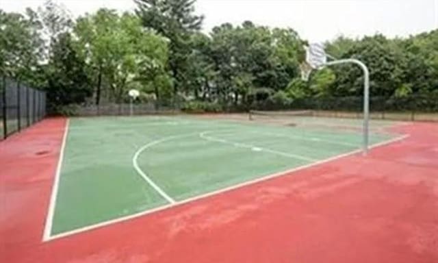 4 Walker Rd Unit 2, North Andover, MA 01845 - view of sport court with community basketball court and fence