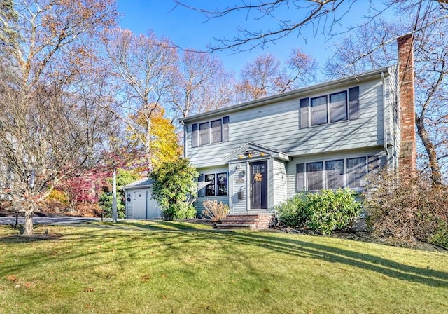 view of front of house with a front yard