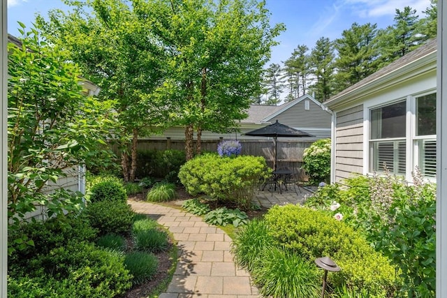 40 Tall Pine Dr Unit 18, Sudbury, MA 01776 - view of yard with a patio area