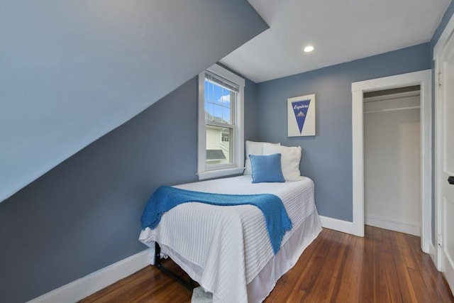bedroom featuring recessed lighting, baseboards, and wood finished floors
