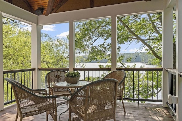 55 Wenuchas Trl, Groton, MA 01450 - sunroom / solarium with a water view and vaulted ceiling