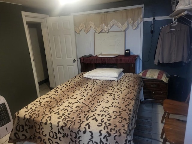 21 Delford Unit 2, Boston, MA 02131 - tiled bedroom with heating unit