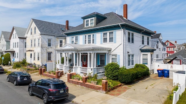 view of front of house featuring a porch