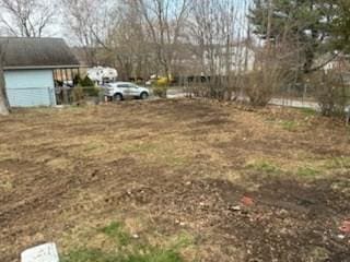 96 Manzanetta Ave, Weymouth, MA 02188 - view of yard