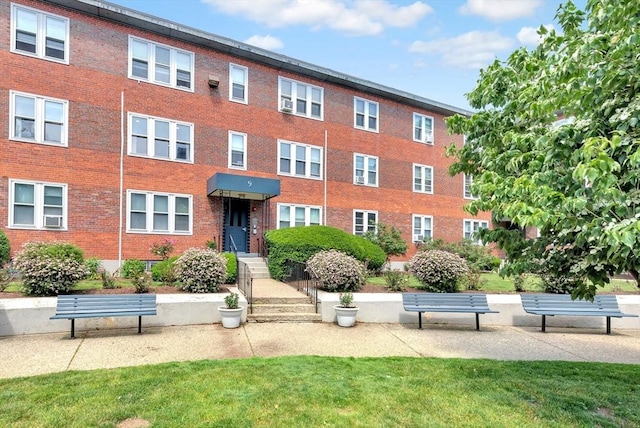 9 Twomey Ct Unit 52, Boston, MA 02127 - view of building exterior