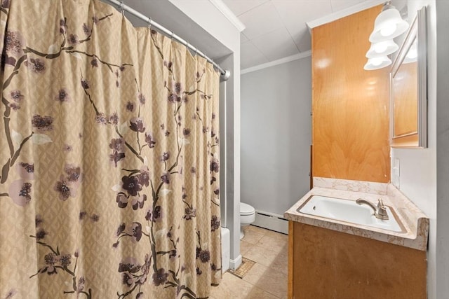 full bathroom with vanity, a shower with shower curtain, ornamental molding, a baseboard heating unit, and toilet