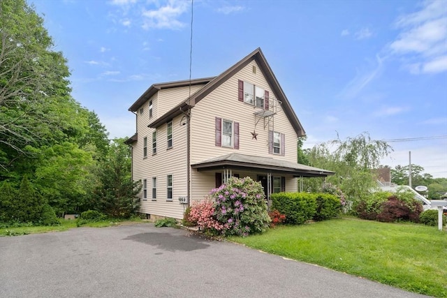 1438 Somerset Ave, Taunton, MA 02780 - view of front of home with a front yard