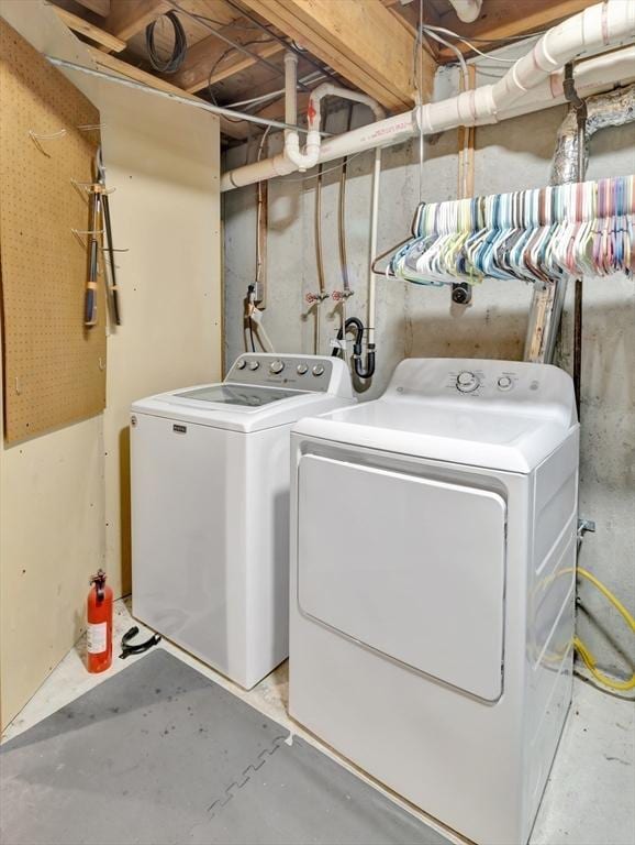 18 Sharron Dr Unit 18, Easton, MA 02375 - laundry area featuring washer and clothes dryer