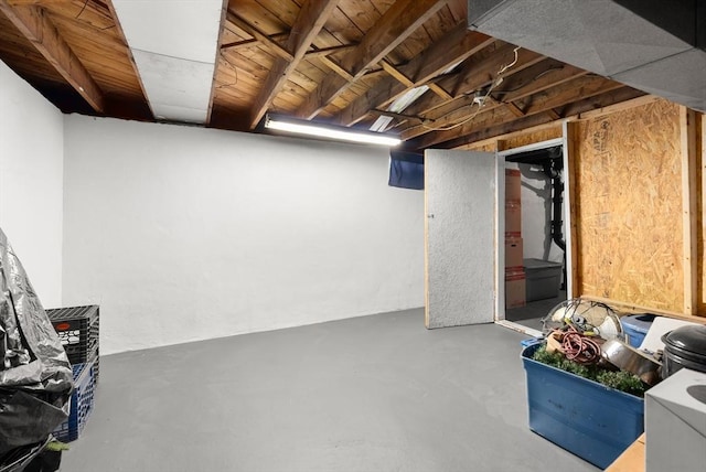 view of unfinished basement