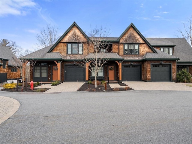 view of front of property featuring a garage