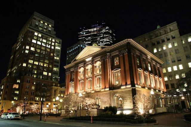 151 Beacon St Unit 4, Boston, MA 02116 - view of property at night