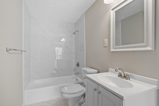 5 Washington St Unit D2, Reading, MA 01867 - full bath featuring toilet, bathtub / shower combination, and vanity