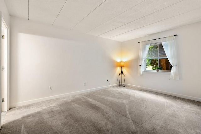 unfurnished room with carpet