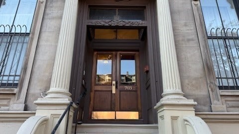 view of exterior entry