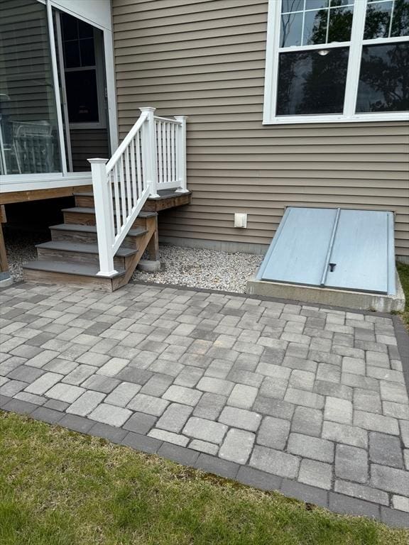 186 Stone Hill Dr Unit 186, Northbridge, MA 01588 - view of patio
