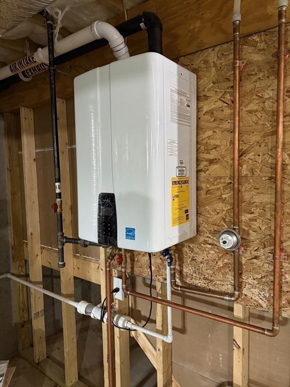 186 Stone Hill Dr Unit 186, Northbridge, MA 01588 - utility room with water heater