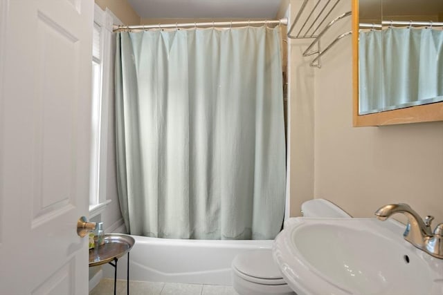 35 Harvard St, Winchester, MA 01890 - full bathroom featuring a sink, toilet, and shower / bath combo