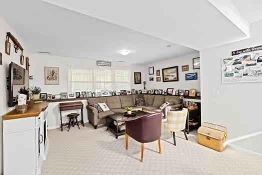 544 Lunns Way, Plymouth, MA 02360 - living area with carpet floors and baseboards