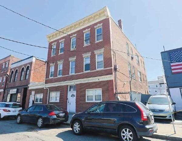 125-129 Arlington St, Chelsea, MA 02150 - view of building exterior