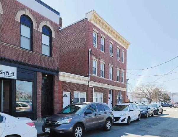 125-129 Arlington St, Chelsea, MA 02150 - view of building exterior