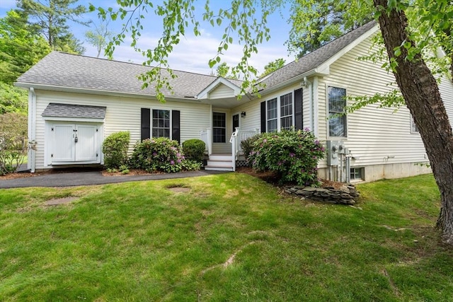 23 William Onthank Ln Unit 23, Southborough, MA 01772 - ranch-style house with a front lawn and a shingled roof