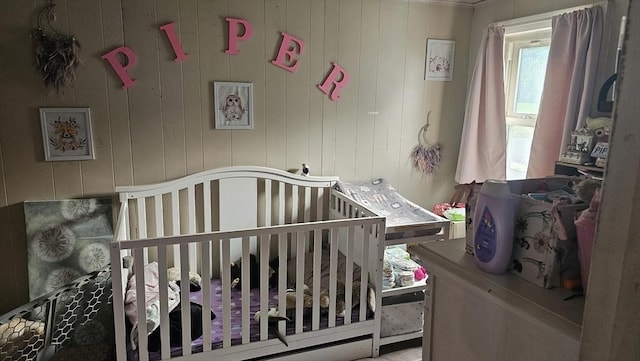 21 Eagle St, Ware, MA 01082 - bedroom featuring a nursery area