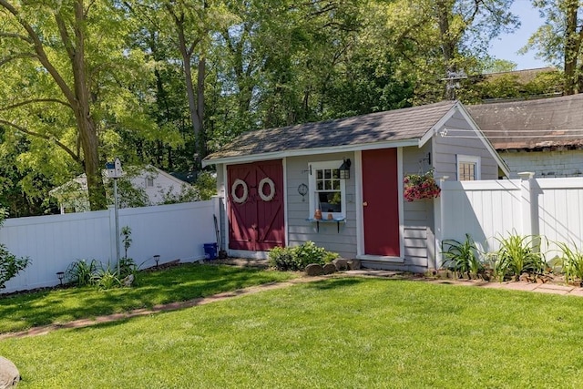 21 Alfred St, Woburn, MA 01801 - view of front of property featuring roof with shingles