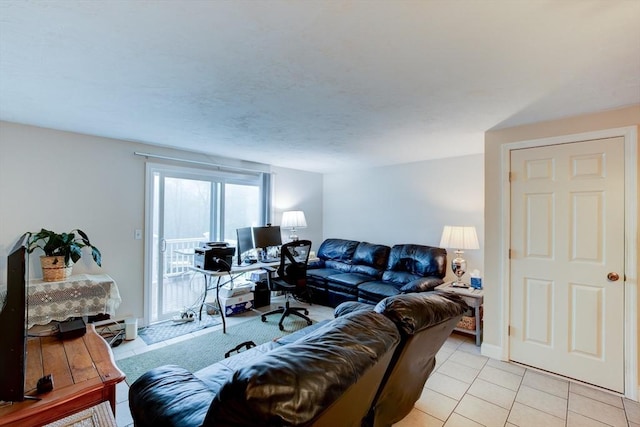 112 Olde Colonial Dr Unit 3, Gardner, MA 01440 - living area with light tile patterned flooring