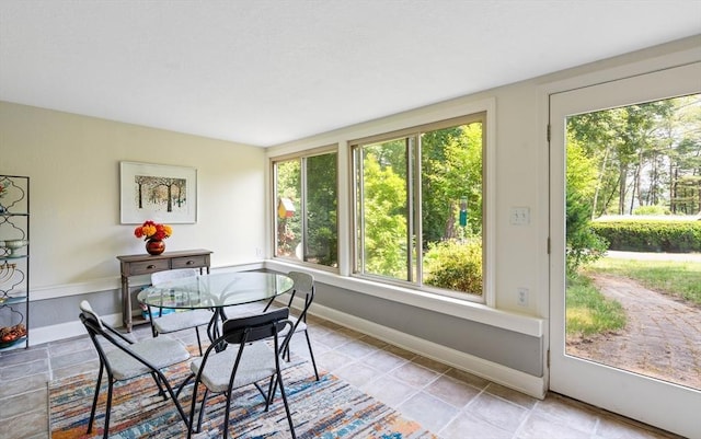 76 Beaver Rd, Ware, MA 01082 - view of sunroom / solarium
