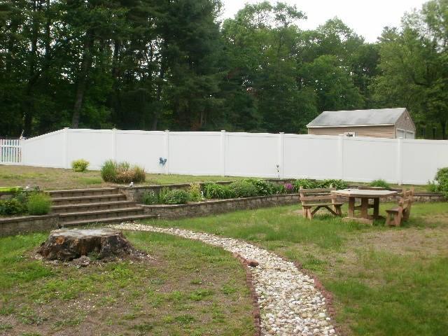 299 Shaker Rd, Westfield, MA 01085 - view of yard