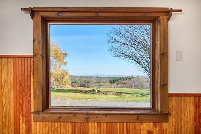 41 Coombs Hill Rd, Shelburne, MA 01340 - detailed view of a wainscoted wall and wood walls