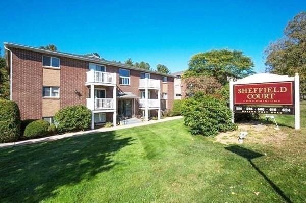 616 Boston Post Rd E Unit 17, Marlborough, MA 01752 - view of property's community with a yard