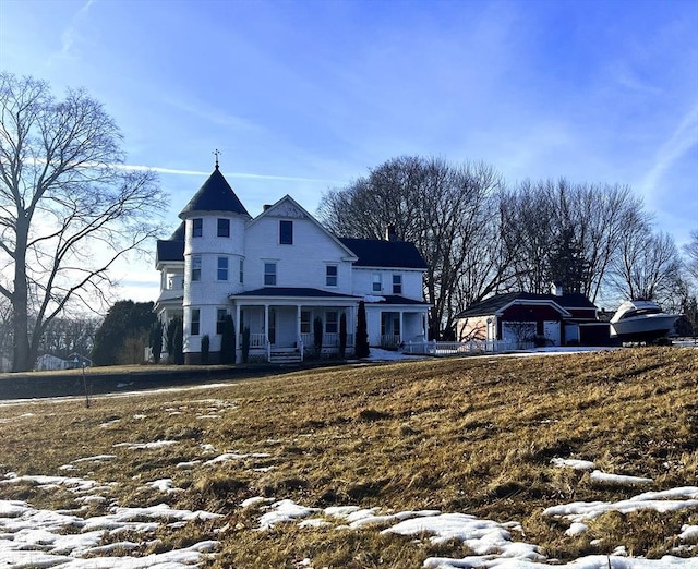 view of front of property with covered porch